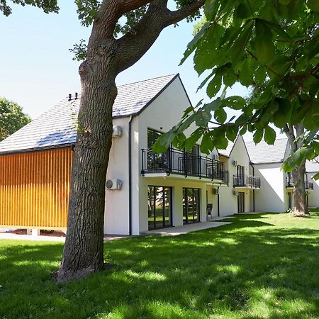 Apartamenty 7 Debow Pleśna Exterior foto