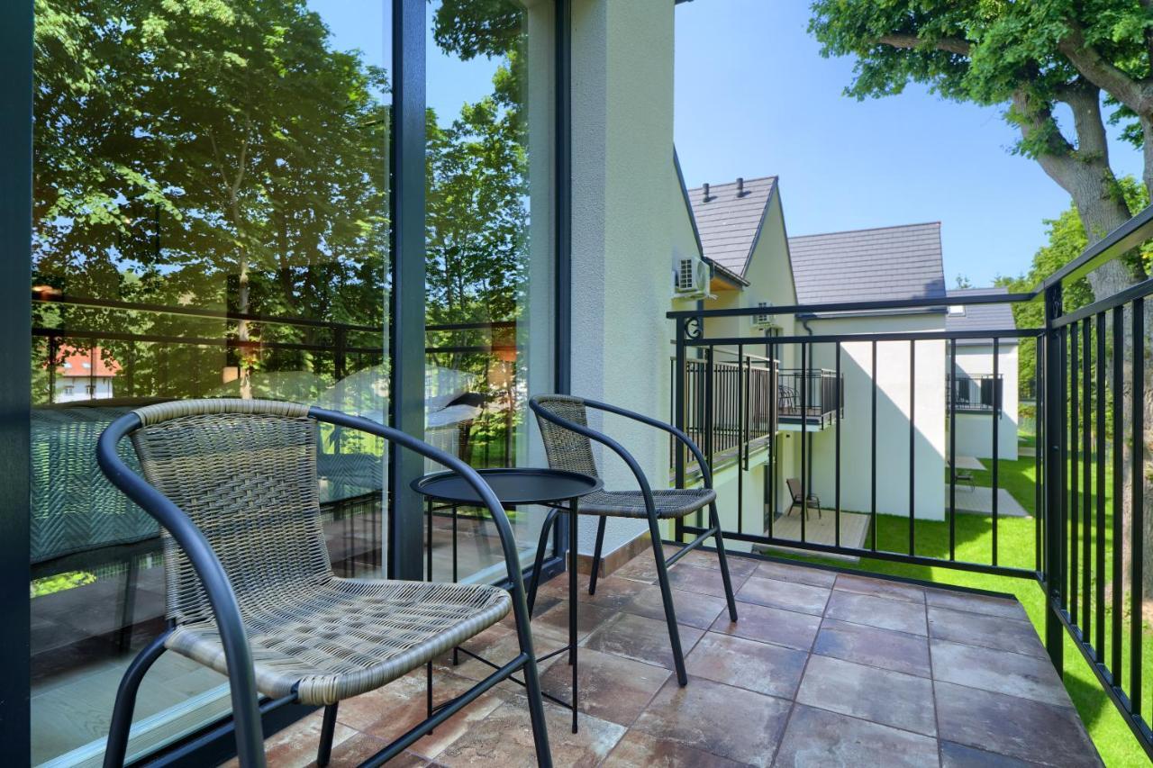 Apartamenty 7 Debow Pleśna Exterior foto