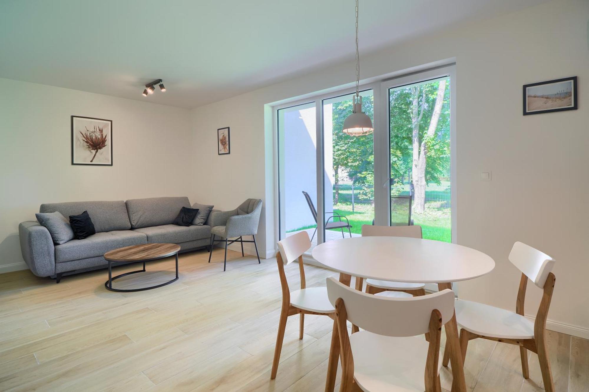 Apartamenty 7 Debow Pleśna Exterior foto