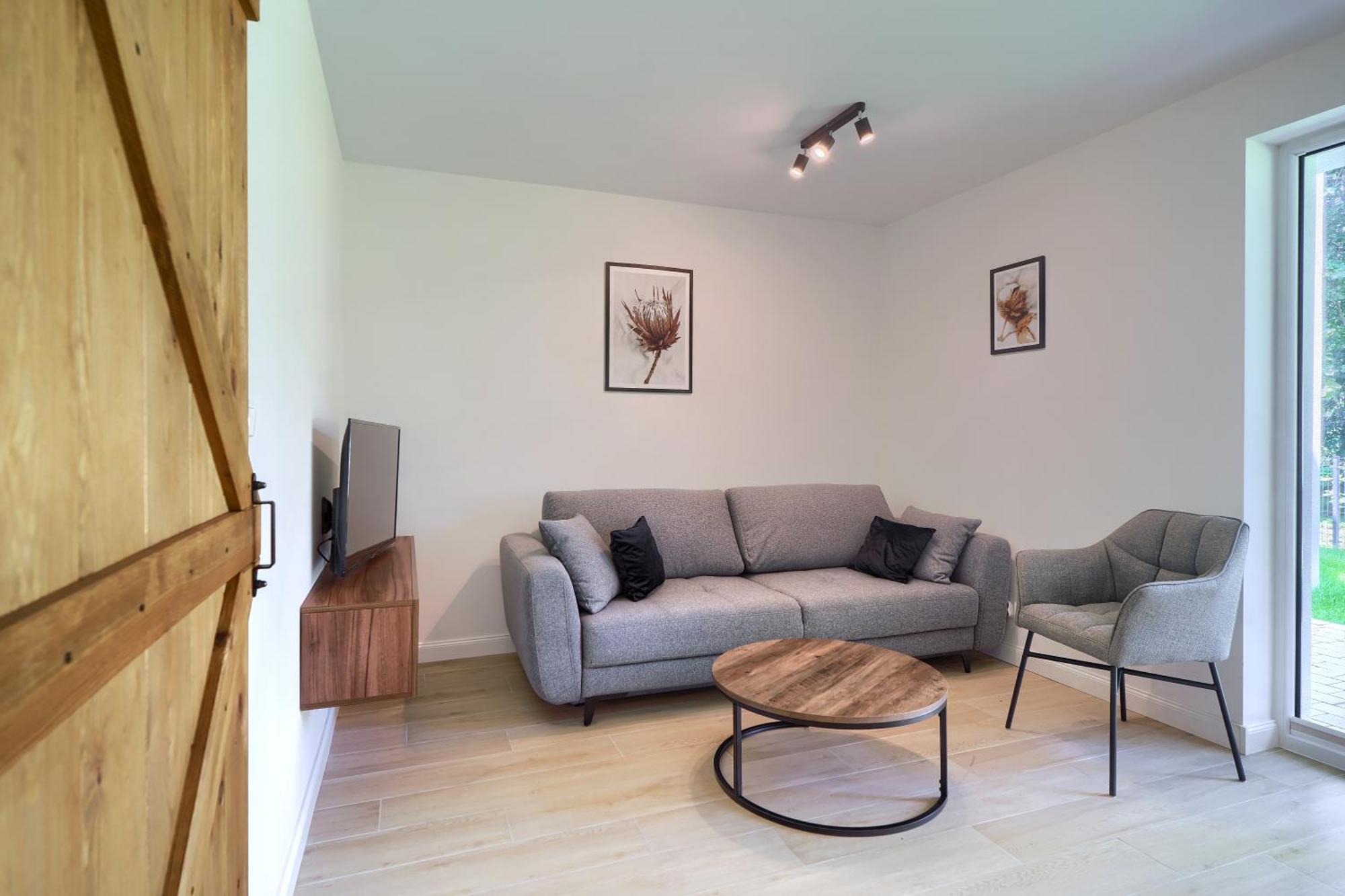 Apartamenty 7 Debow Pleśna Exterior foto